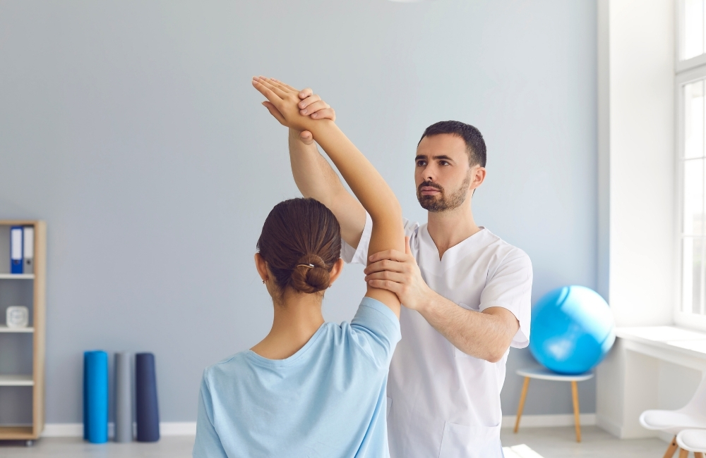 KURS SPECJALIZACYJNY PRZEZNACZONY DLA LEKARZY - Wprowadzenie dio rehabilitacji i fizjoterapii w medycynie 